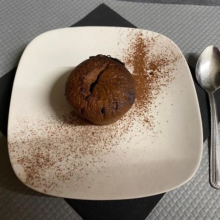 Hotel La Roseliere Saint-Quentin-Fallavier Zewnętrze zdjęcie