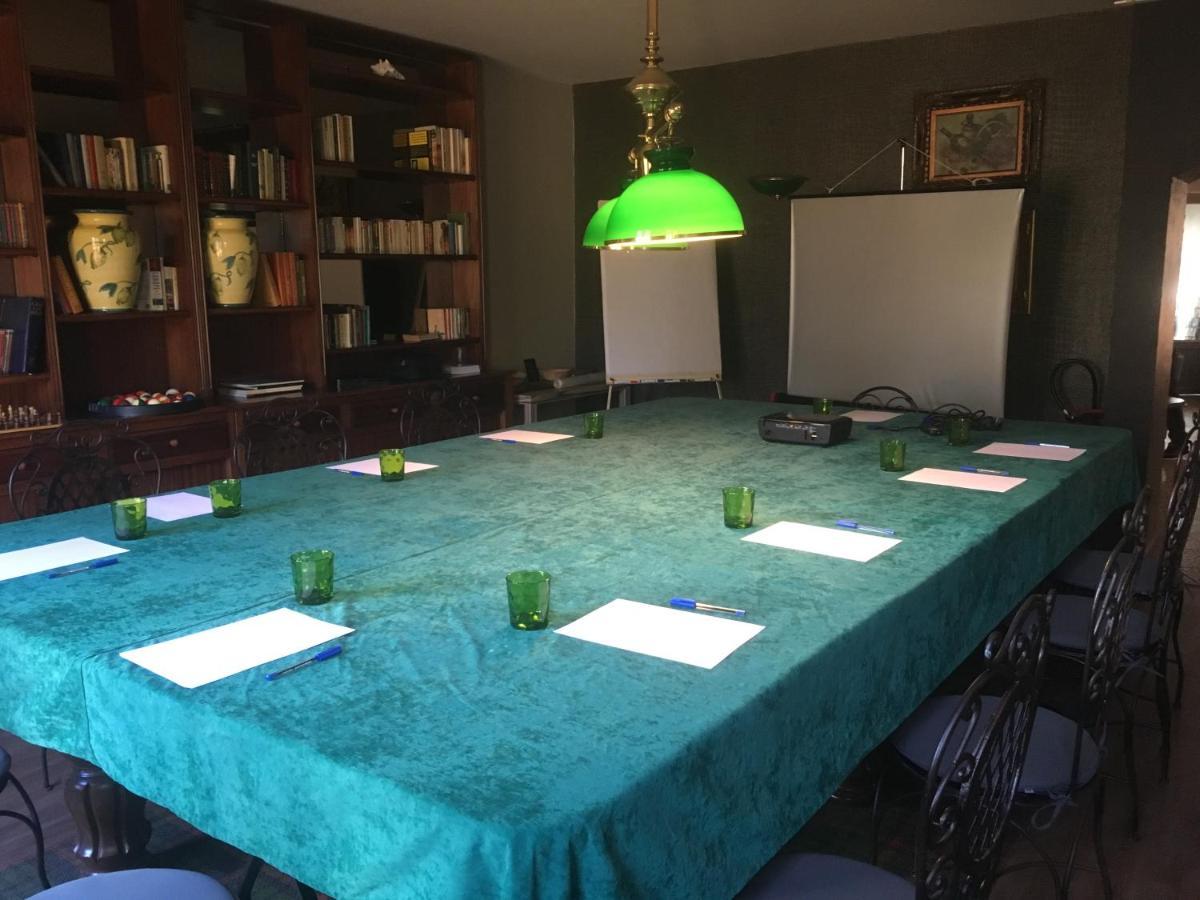 Hotel La Roseliere Saint-Quentin-Fallavier Zewnętrze zdjęcie